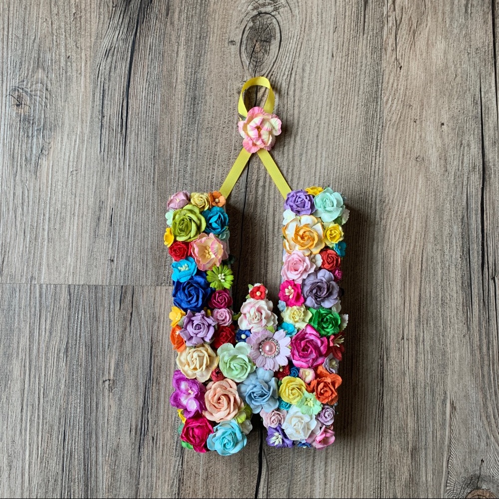 W Floral Letter Initial